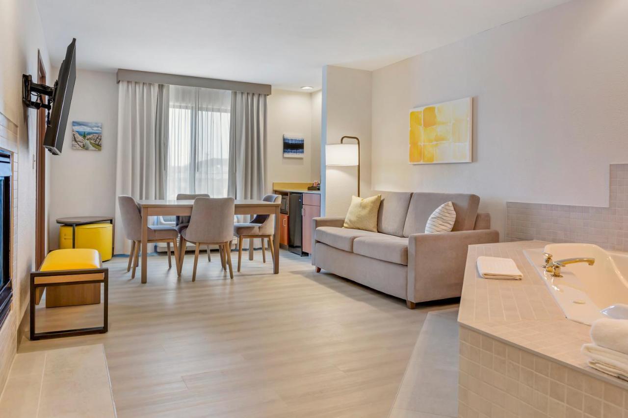 Hampton Inn Rapid Stadt Exterior foto
