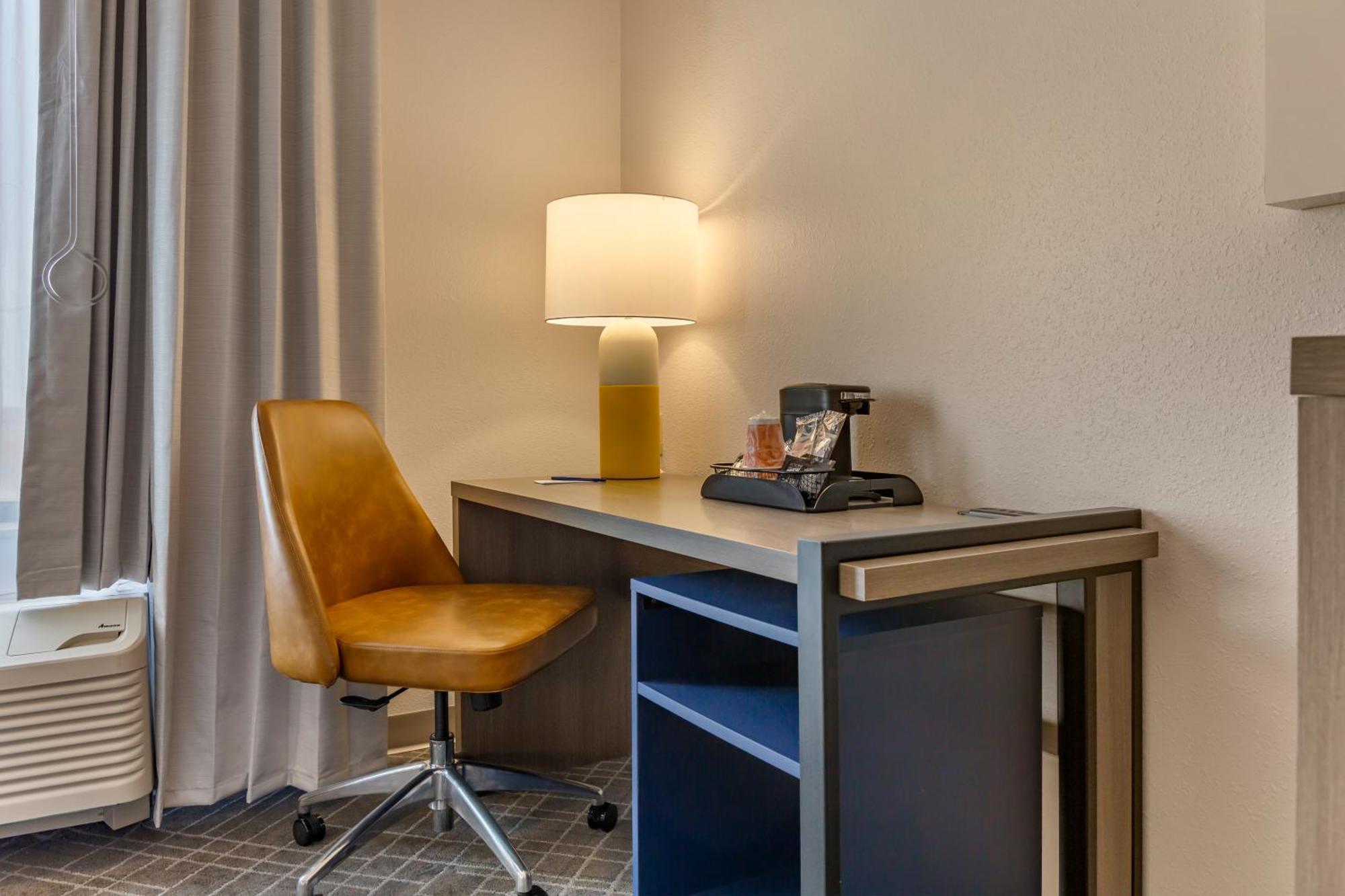 Hampton Inn Rapid Stadt Exterior foto
